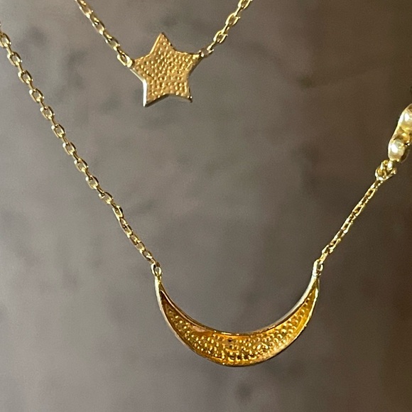 Star Moon Double Layering Reversible Necklace - Picture 6 of 6